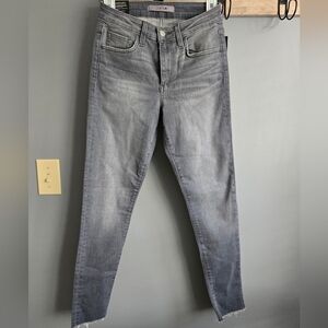 Joe's Jeans Gray High Rise Curvy  Skinny Jeans Vintage Look.